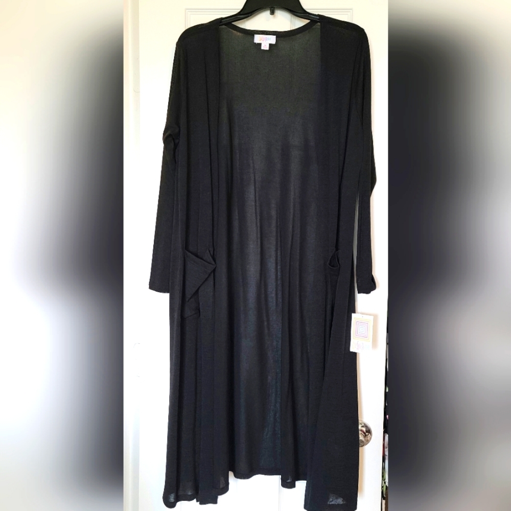 Medium Lularoe Sarah NWT
